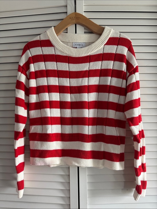 Evereve Sweaters - Evereve Red & White Striped Crewneck Sweater